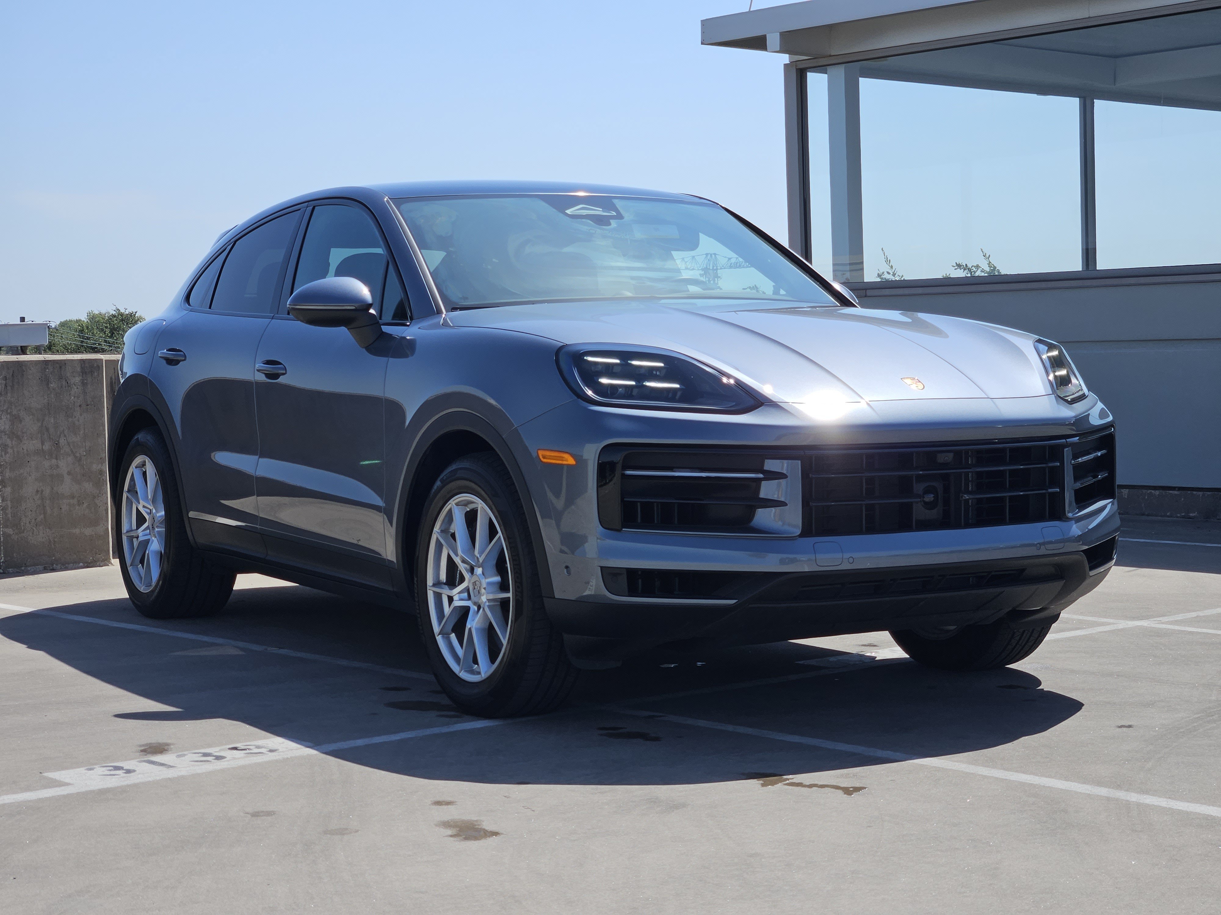 Certified 2026 Porsche Cayenne Coupe AWD/4WD image 10