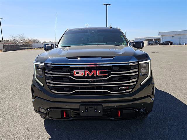 Certified 2023 GMC Sierra 1500 AT4 w/ Technology Package image 8