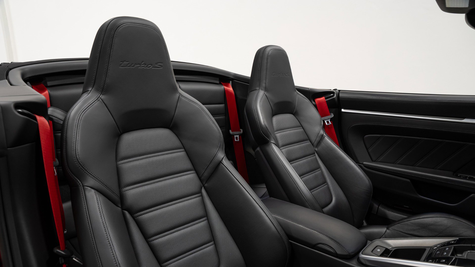 Used 2021 Porsche 911 Turbo S image 76