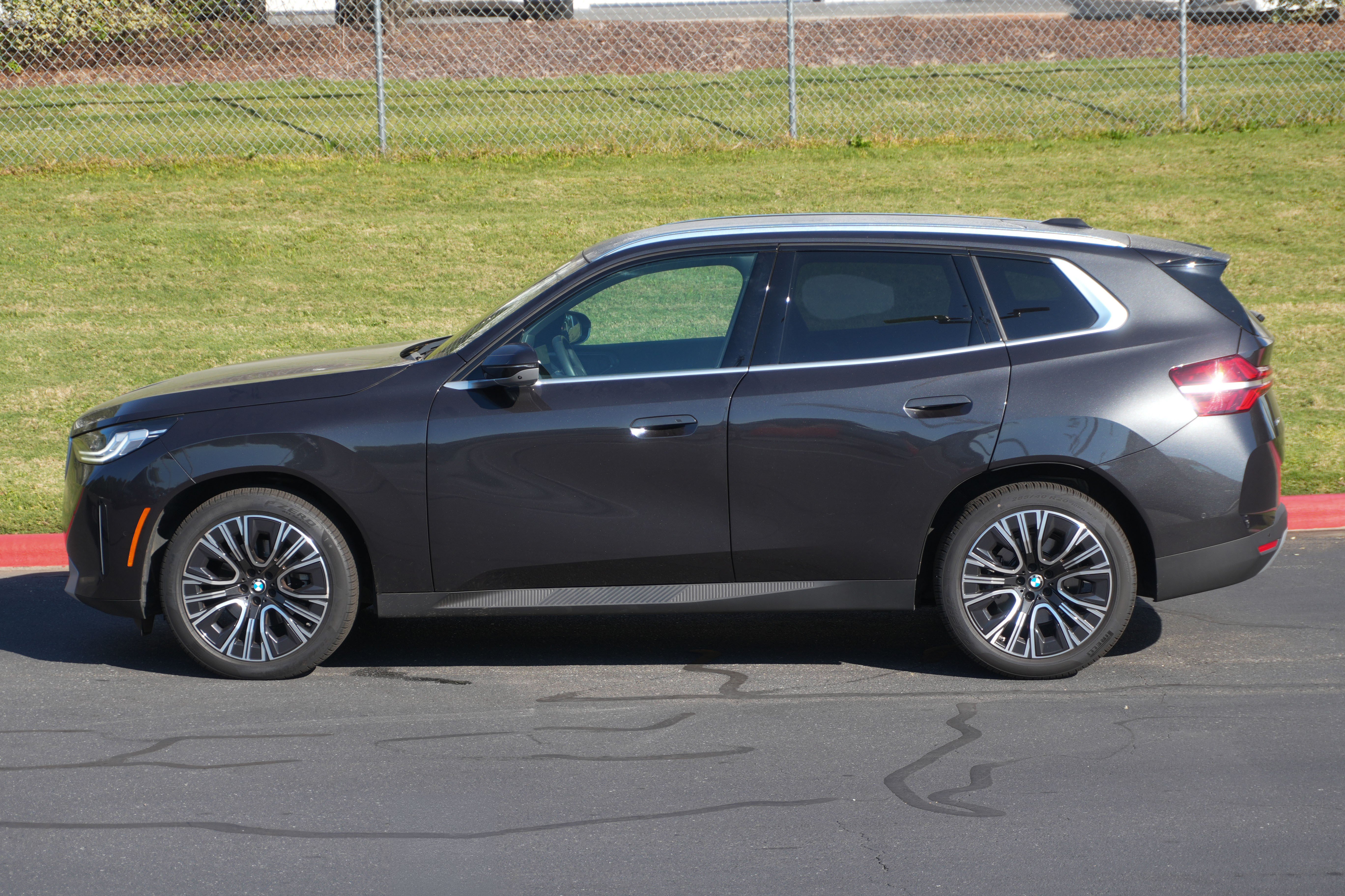 Certified 2025 BMW X3 xDrive30i AWD/4WD image 6
