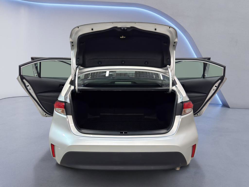 Used 2023 Toyota Corolla LE image 11
