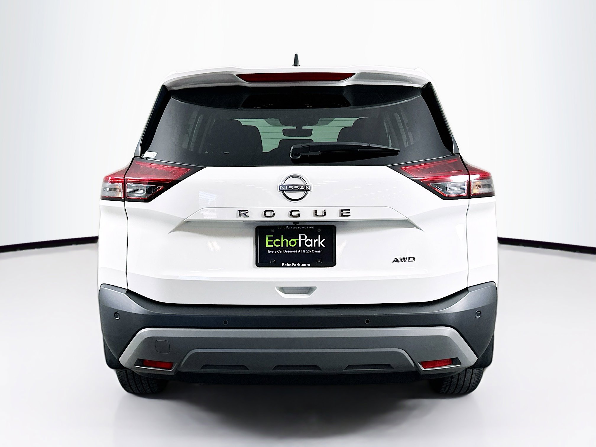 Used 2023 Nissan Rogue S AWD/4WD image 7