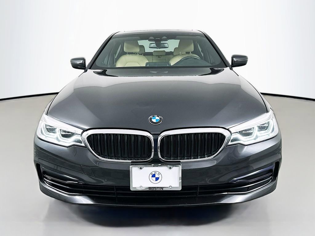 Used 2020 BMW 530i w/ Lighting Package image 2