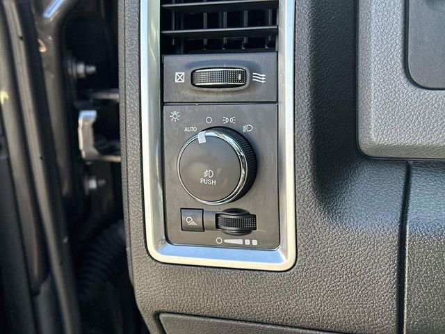 Used 2018 RAM 1500 Big Horn RWD image 17
