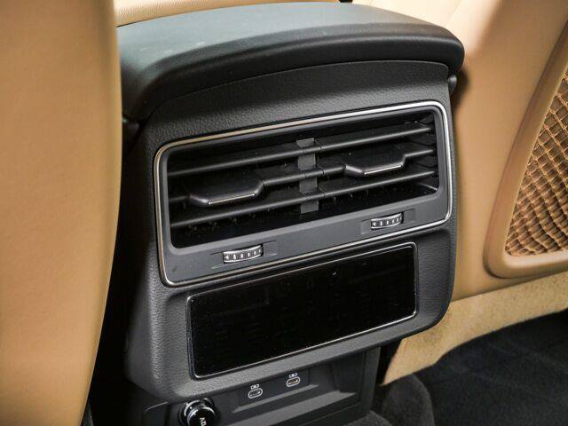 Used 2023 Audi Q7 3.0T Prestige w/ Prestige Package AWD/4WD image 22