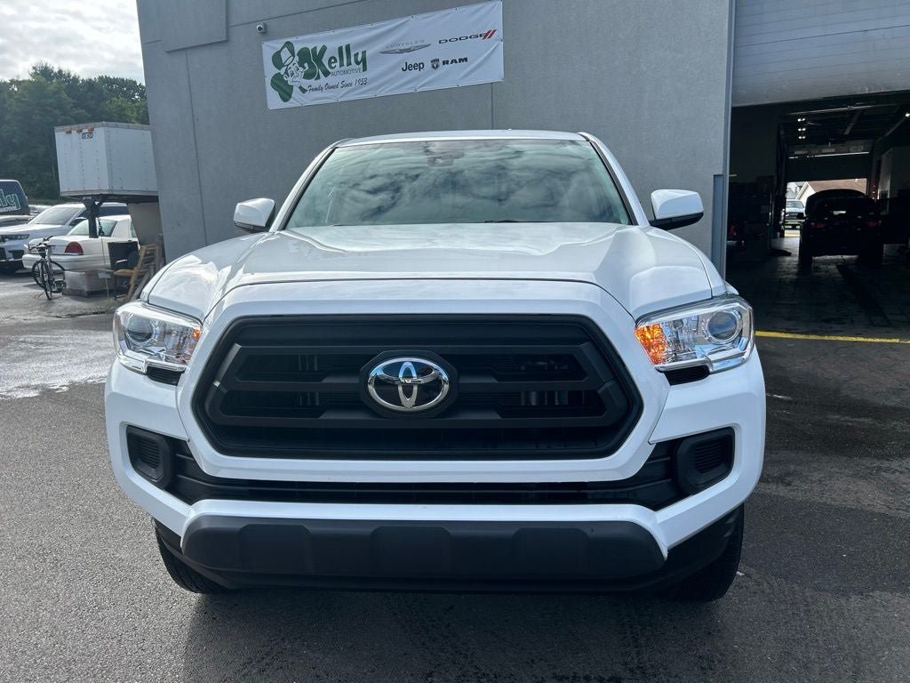Used 2023 Toyota Tacoma SR AWD/4WD image 9
