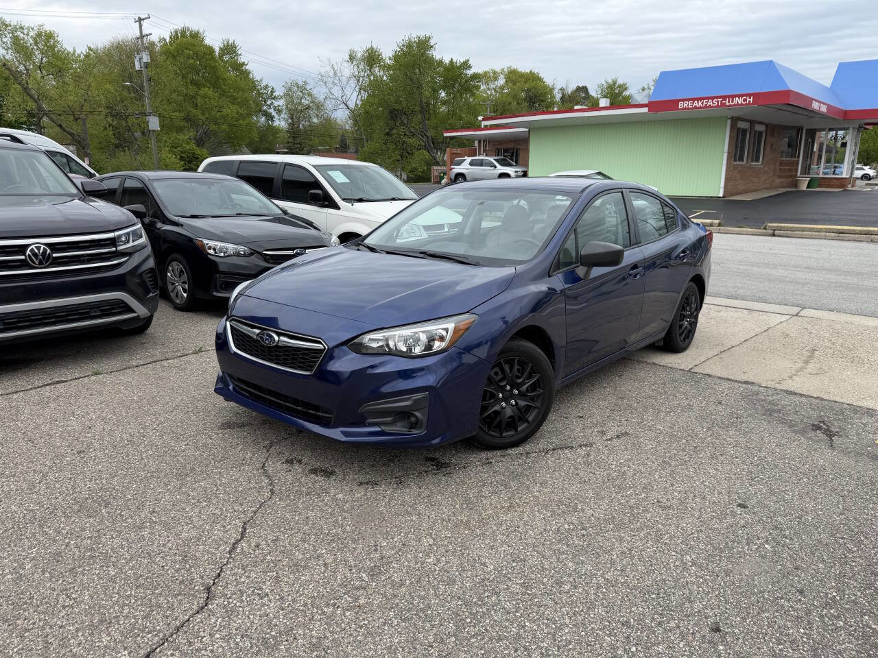 Used 2017 Subaru Impreza 2.0i AWD/4WD image 2