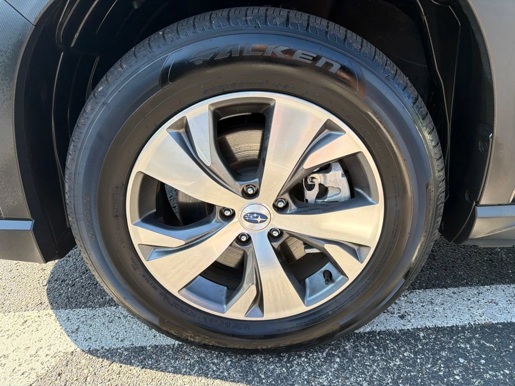 Used 2025 Subaru Ascent Premium AWD/4WD image 12