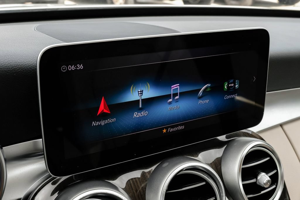 Used 2019 Mercedes-Benz C 300 Sedan image 26
