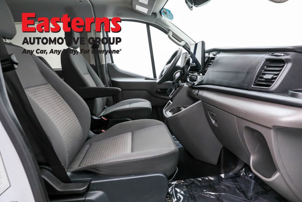 Used 2023 Ford Transit 350 XLT image 22