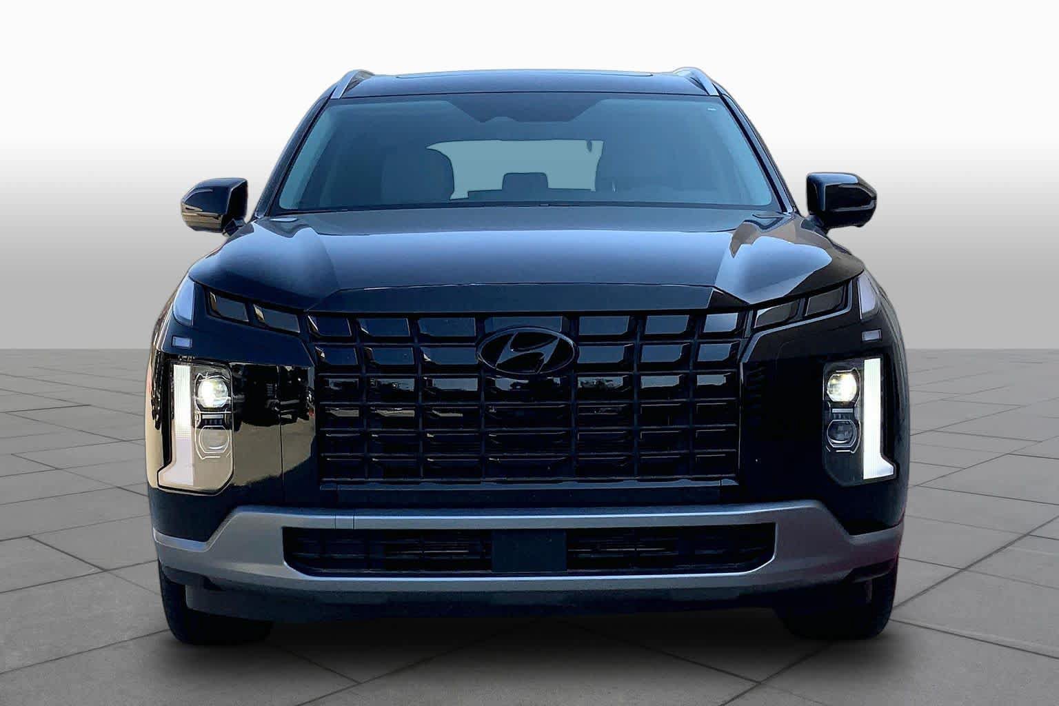 Used 2025 Hyundai Palisade SEL FWD image 4