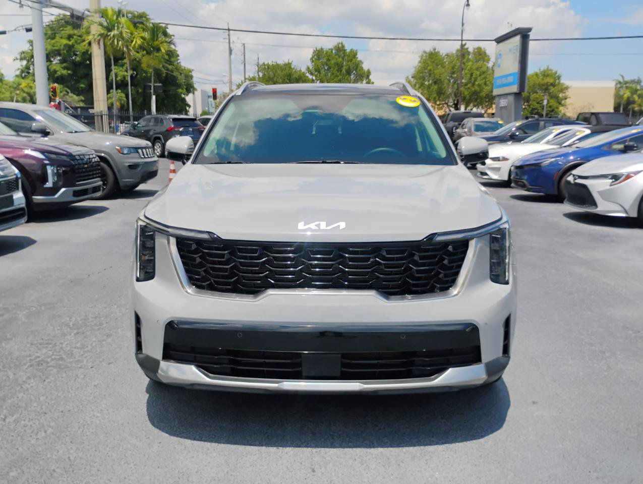 Used 2024 Kia Sorento S w/ Panoramic Sunroof Package FWD image 17
