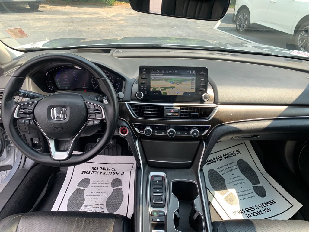 Used 2018 Honda Accord Touring image 20