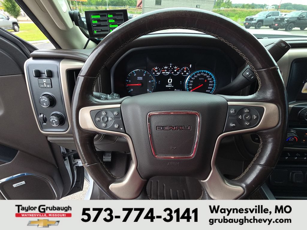 Used 2018 GMC Sierra 2500 Denali w/ Duramax Plus Package AWD/4WD image 18