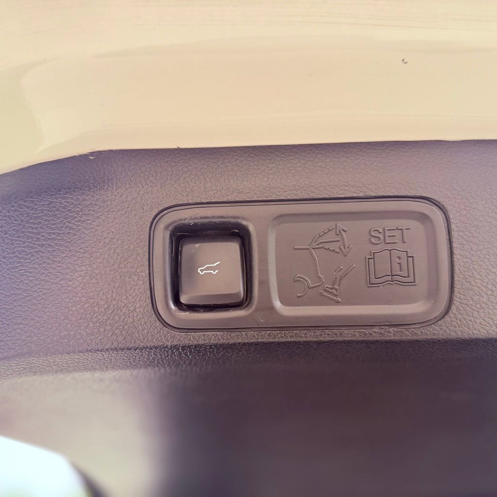 Used 2021 Ford Expedition Max Limited image 37