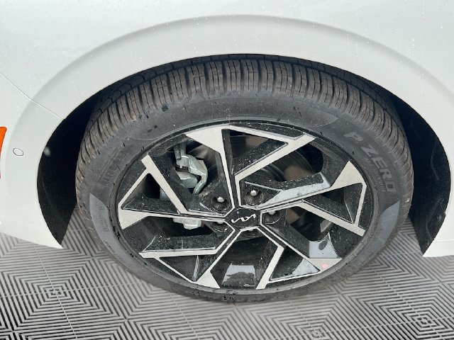 New 2026 Kia K5 EX FWD image 33
