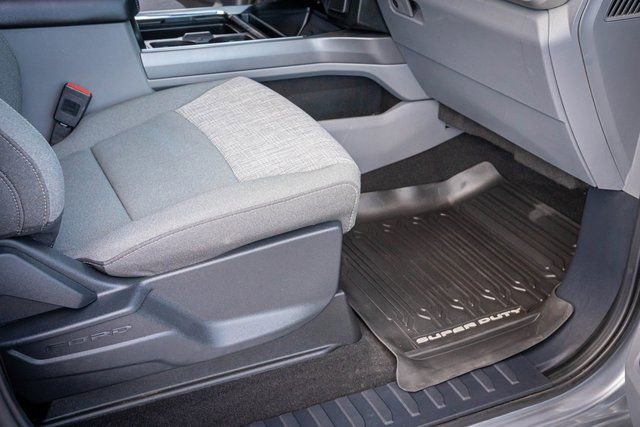 Used 2023 Ford F450 XLT w/ 360-Degree Camera Package image 34