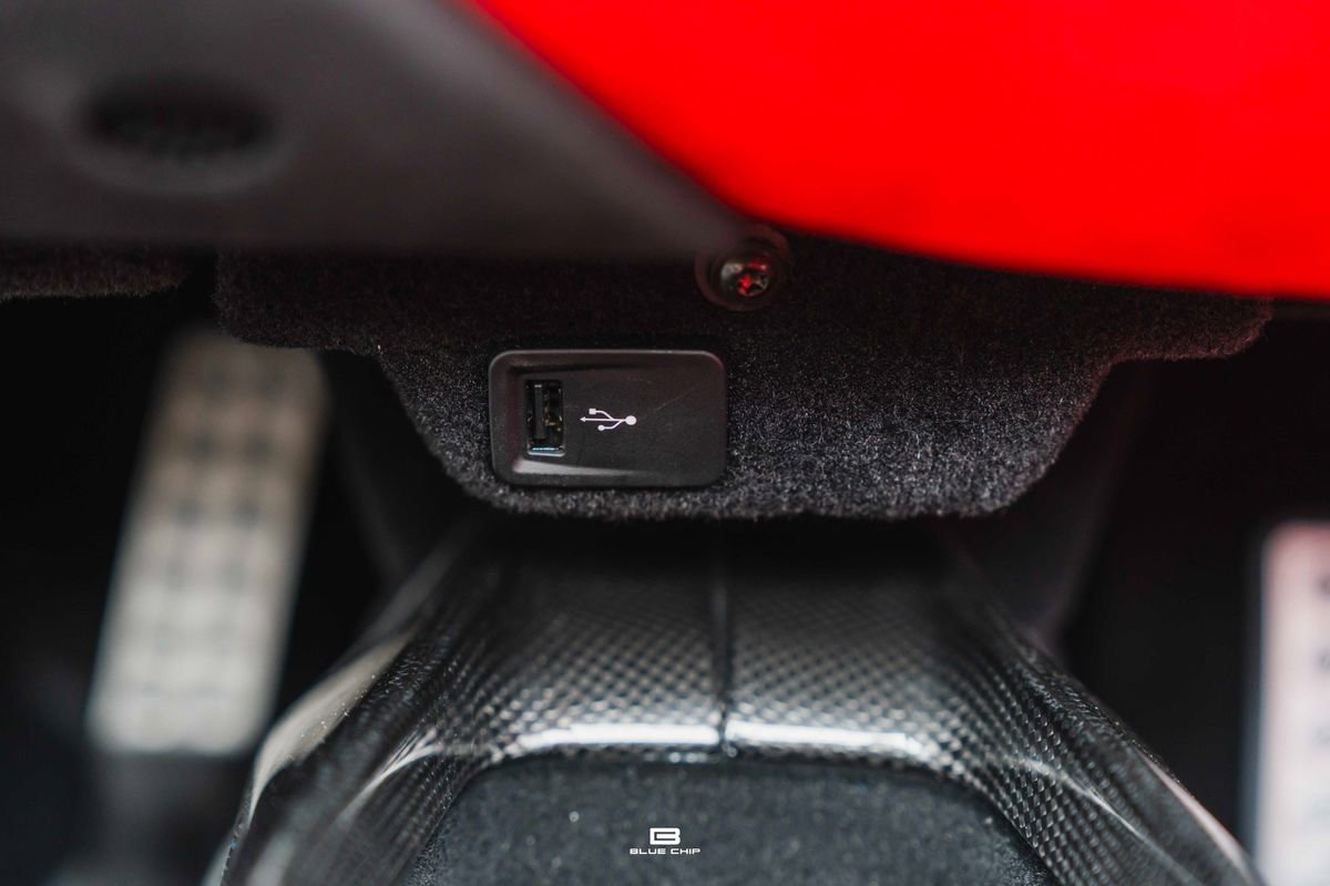 Used 2023 Ferrari SF90 Spider AWD/4WD image 37