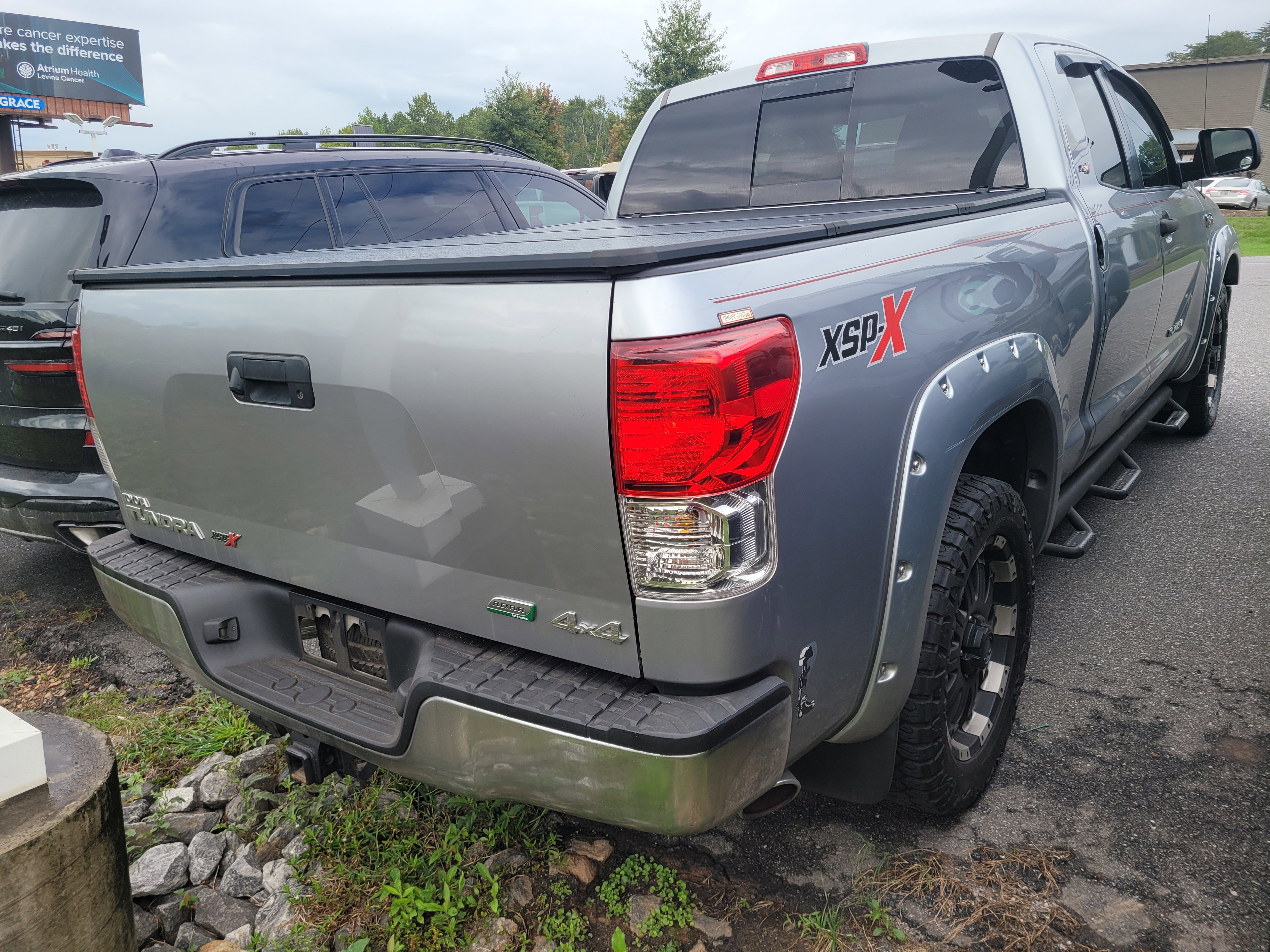 Used 2013 Toyota Tundra 4x4 Double Cab w/ SR5 Pkg image 10