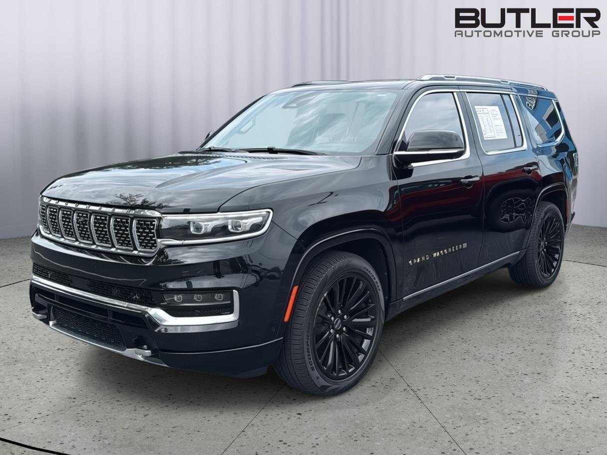 Used 2022 Jeep Grand Wagoneer Series III w/ Rear Seat Video Group 1 image 1