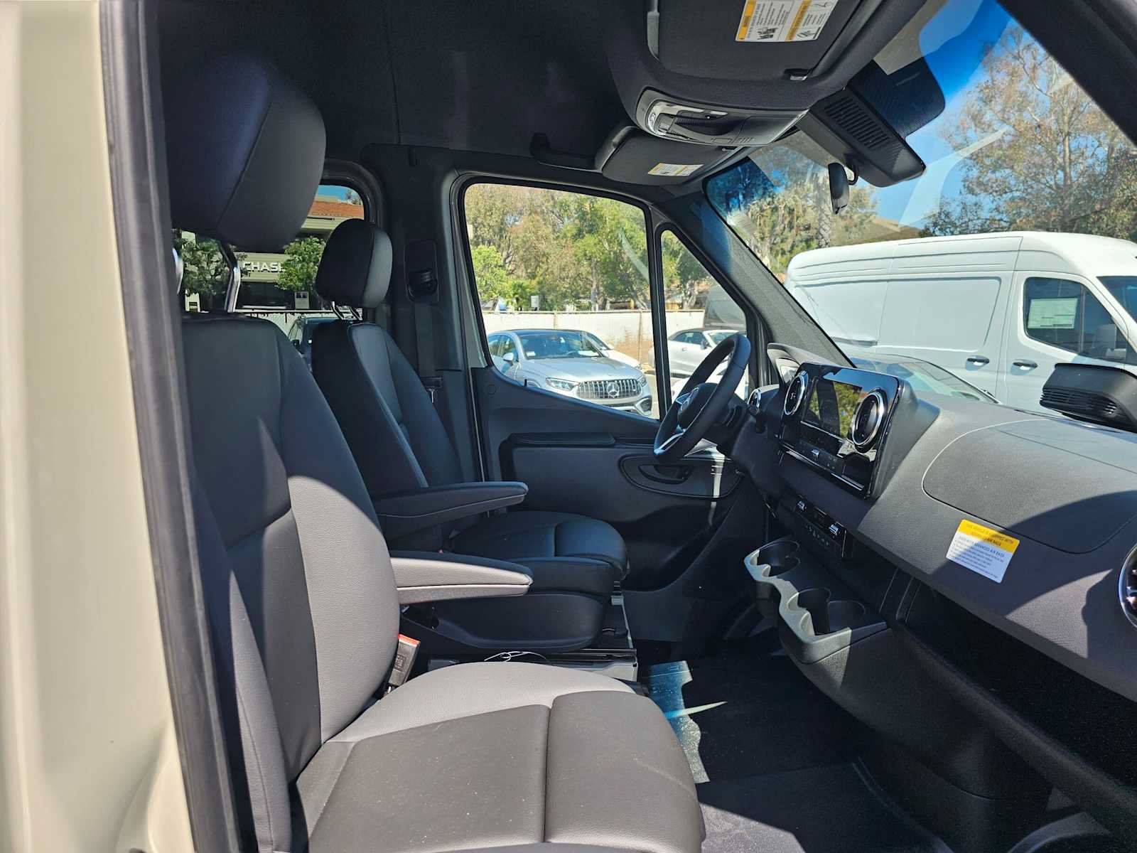New 2026 Mercedes-Benz Sprinter 2500 image 9