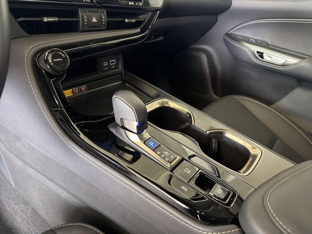Certified 2025 Lexus NX 250 FWD w/ Towing Package (2000 Lbs) image 20