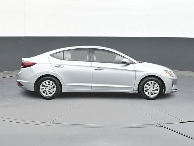 Used 2020 Hyundai Elantra SE w/ Convenience Package (C2) image 18