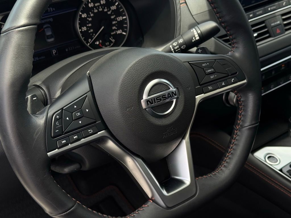 Used 2022 Nissan Altima 2.5 SR w/ Midnight Edition Package FWD image 13