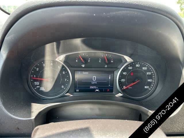 Used 2024 GMC Terrain SLE image 11