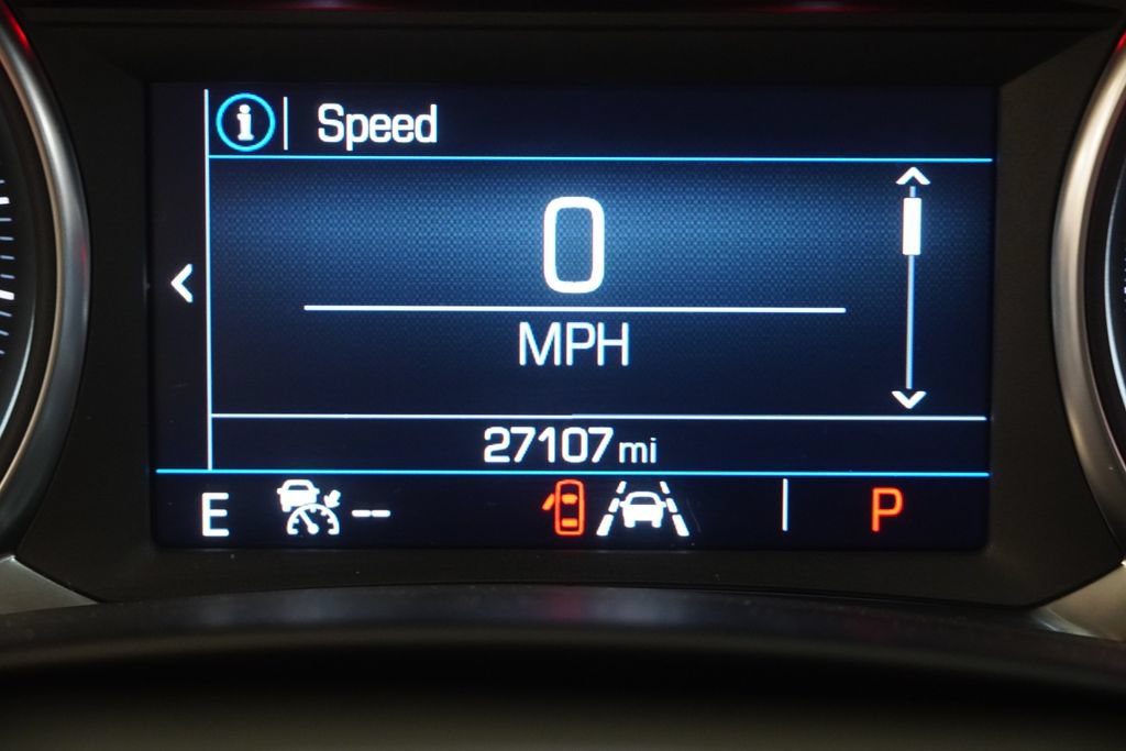 Used 2024 GMC Terrain SLE w/ Driver Convenience Package FWD image 4