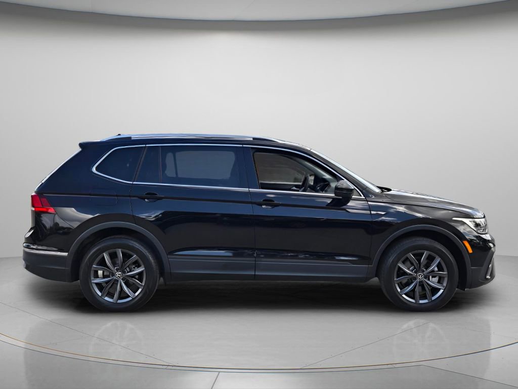 Used 2023 Volkswagen Tiguan SE FWD image 8
