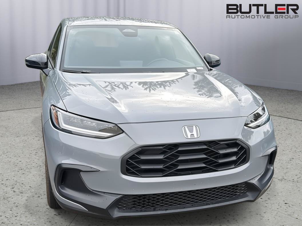 Used 2025 Honda HR-V Sport image 5
