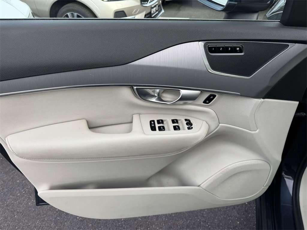 Certified 2024 Volvo XC90 B5 Core w/ Protection Package Premier image 14