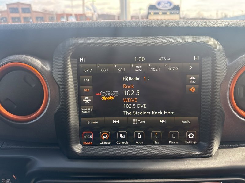 Used 2022 Jeep Gladiator Mojave w/ LED Lighting Group image 31