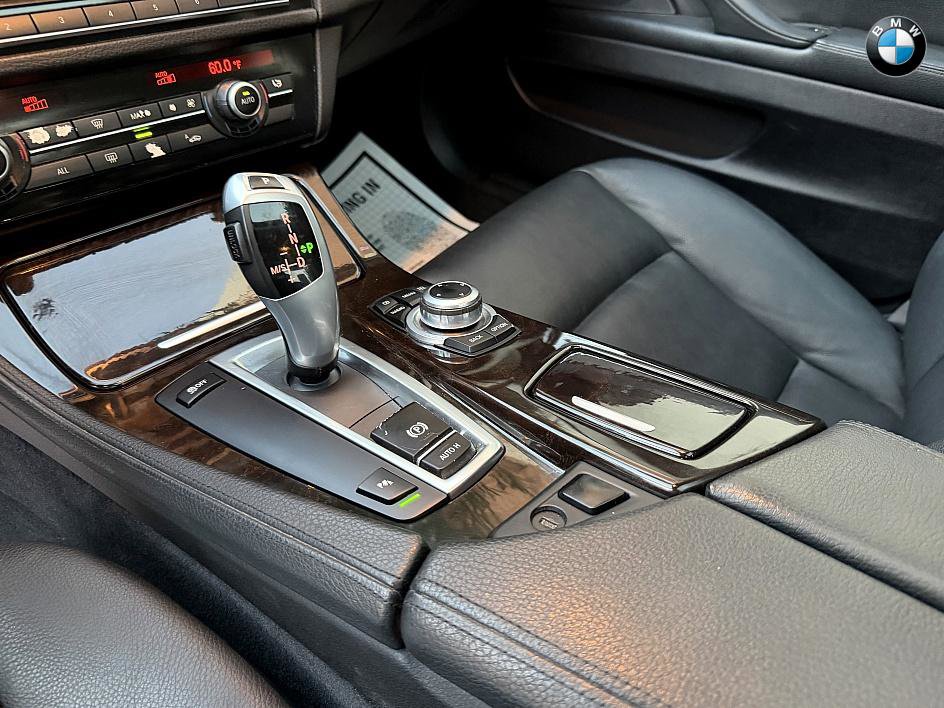 Used 2011 BMW 535i Sedan image 18