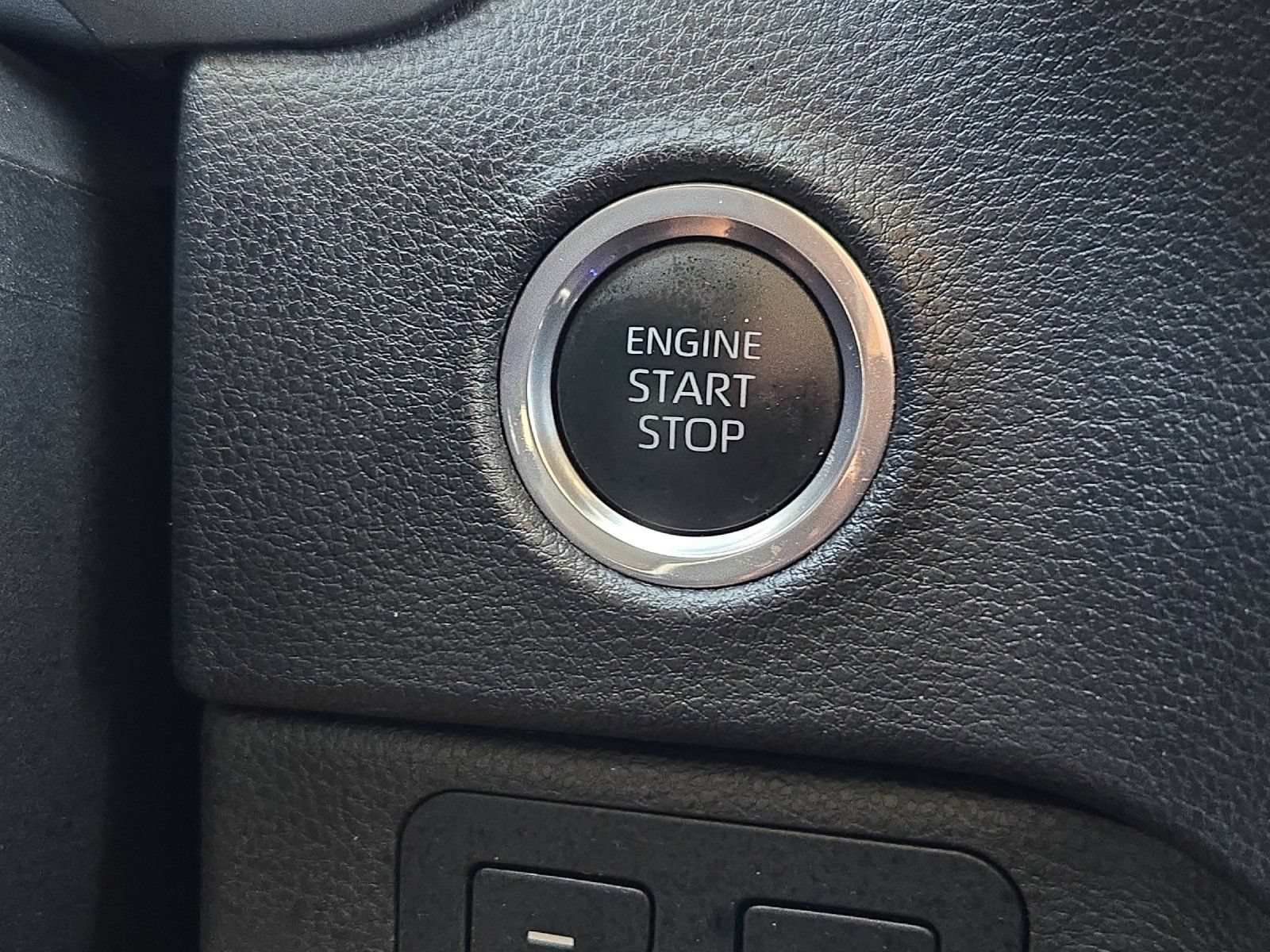 Used 2023 Toyota Tundra SR5 w/ SR5 Convenience Package AWD/4WD image 21