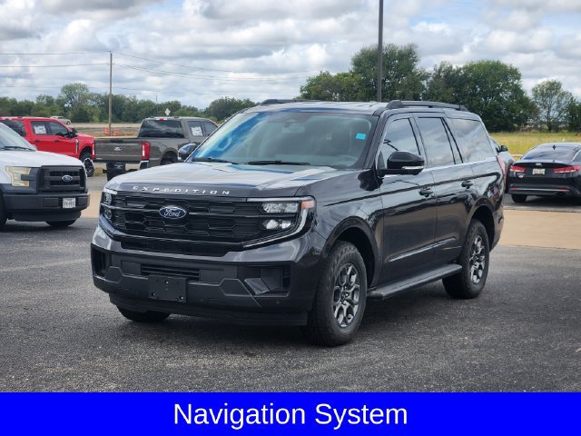 New 2026 Ford Expedition Active RWD image 3