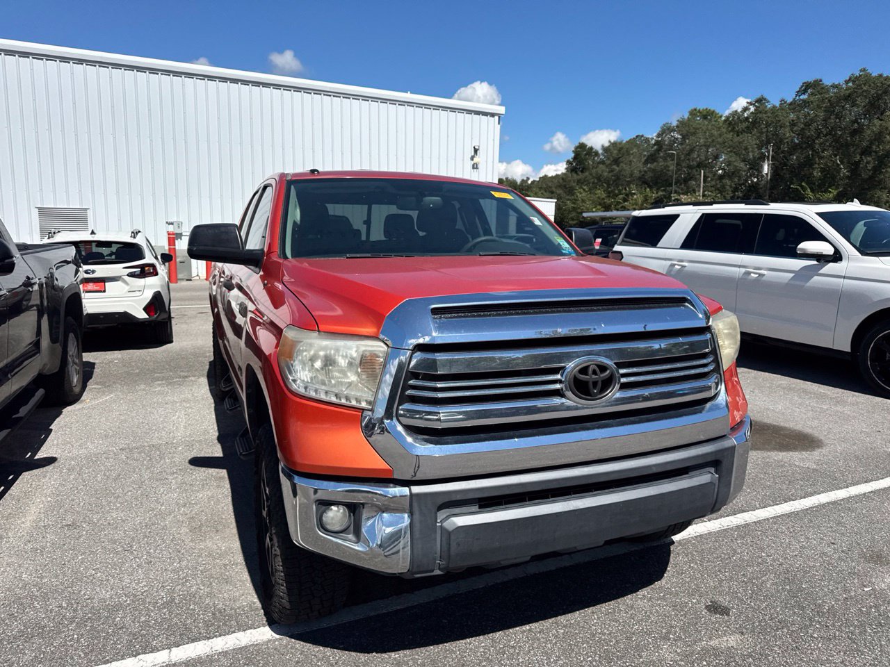 Used 2017 Toyota Tundra SR5 AWD/4WD image 3