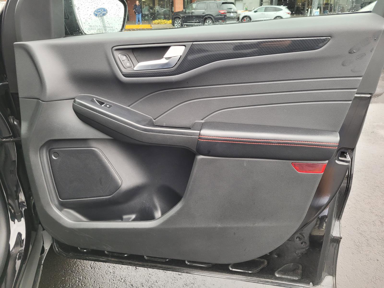 Used 2025 Ford Escape ST-Line AWD/4WD image 22