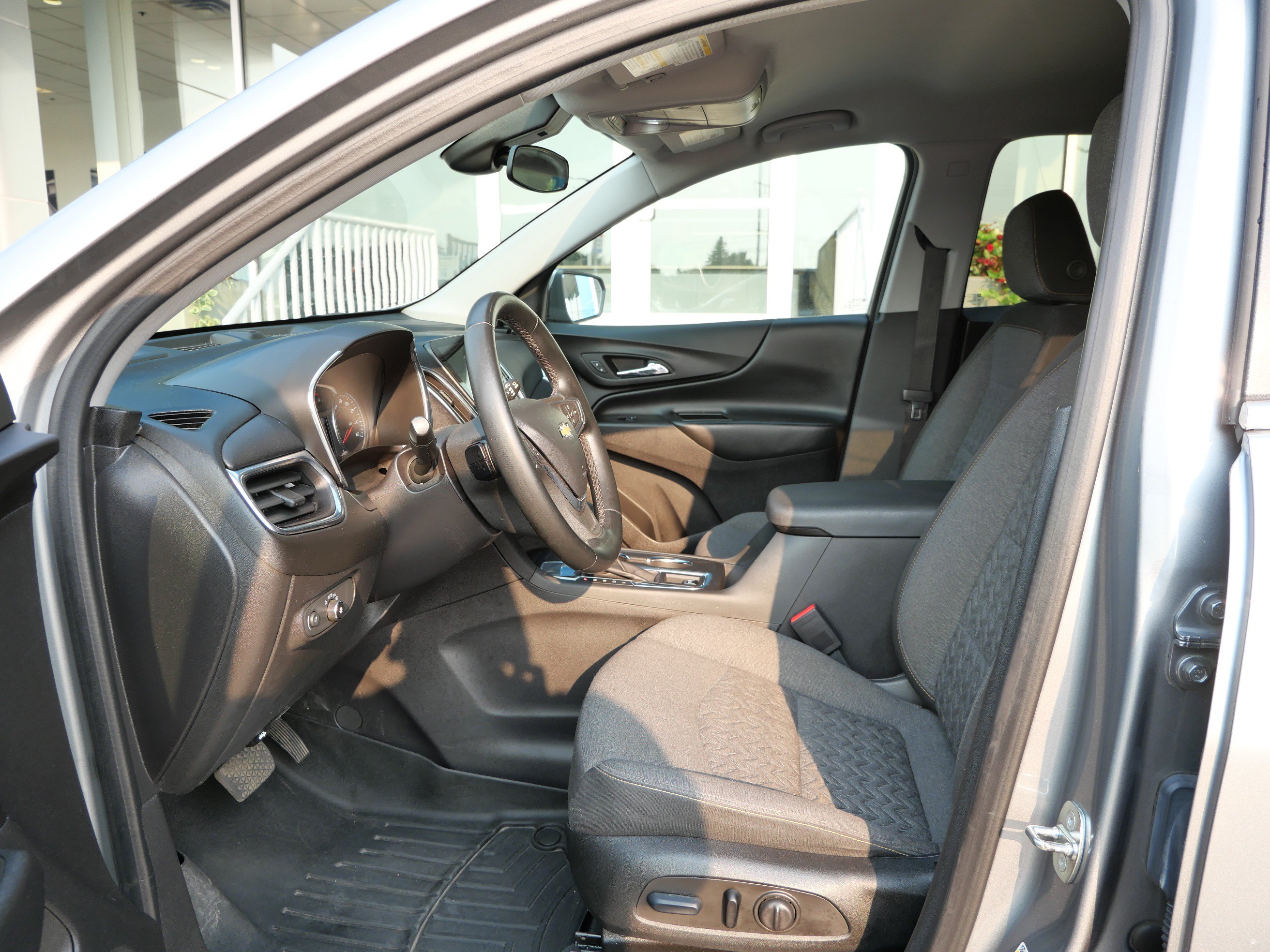Certified 2023 Chevrolet Equinox LT FWD image 8