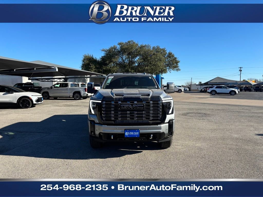 New 2026 GMC Sierra 2500 Denali Ultimate w/ LPO, Black Badging Package image 2