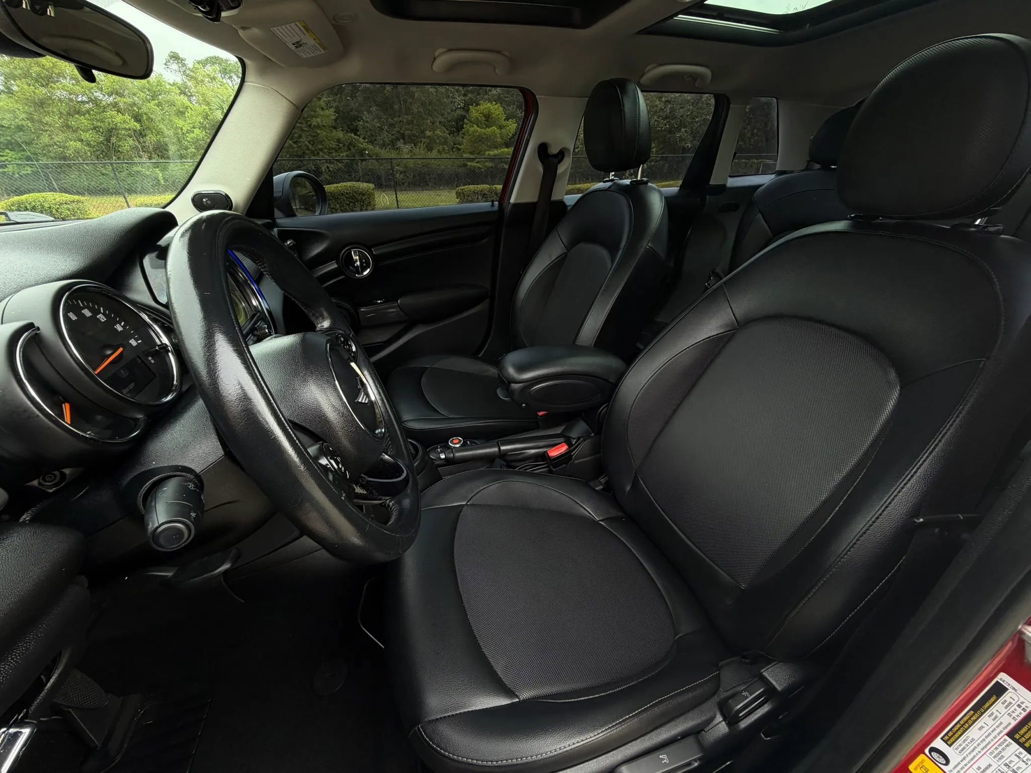 Used 2017 MINI Cooper 4-Door Hardtop FWD image 14