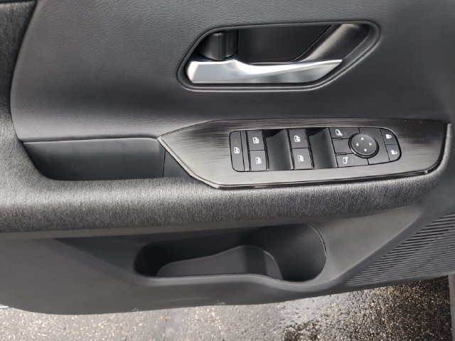 New 2027 Nissan Kicks SV AWD/4WD image 23