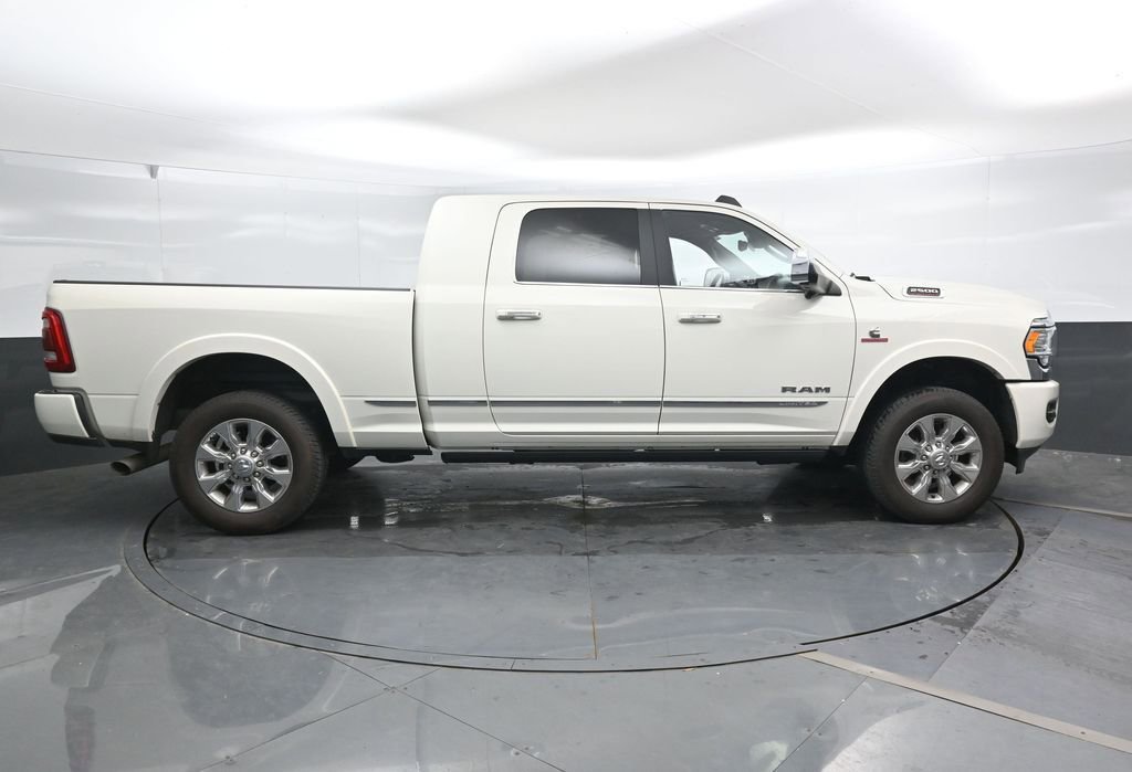 Used 2022 RAM 2500 Limited AWD/4WD image 5