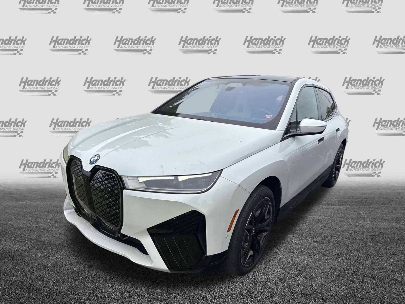Certified 2024 BMW iX xDrive50 w/ Premium Package AWD/4WD image 11