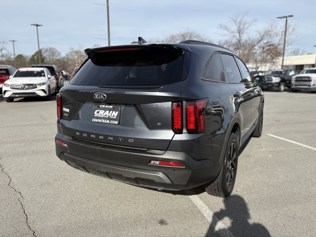 Used 2021 Kia Sorento S w/ Panoramic Sunroof Package image 9