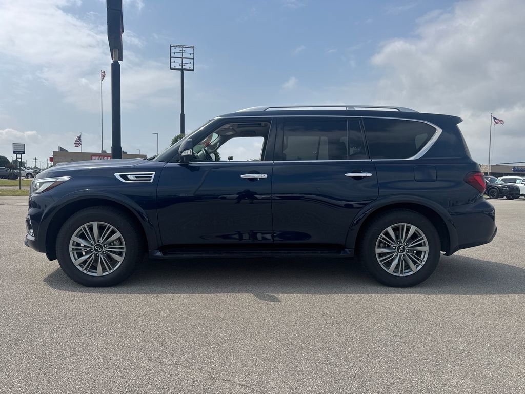 Used 2024 INFINITI QX80 Luxe AWD/4WD image 3