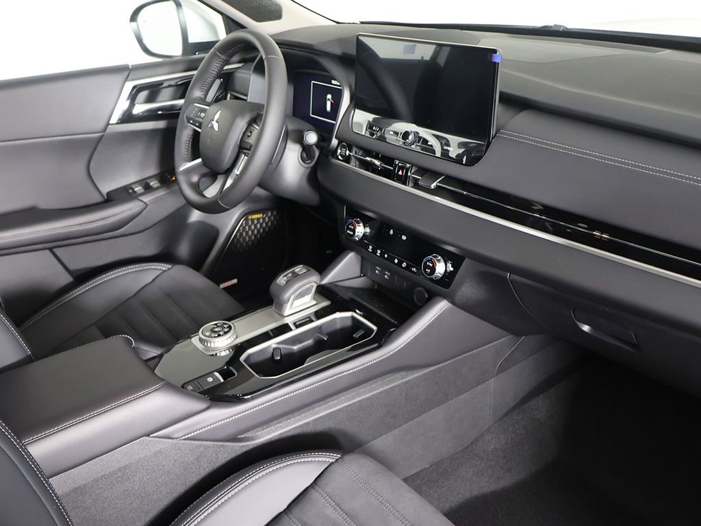 New 2026 Mitsubishi Outlander SE AWD/4WD image 32