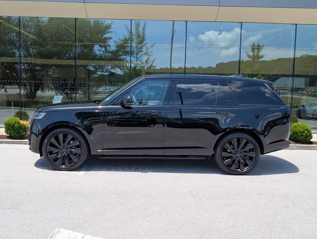 New 2026 Land Rover Range Rover Long Wheel Base SV AWD/4WD image 2
