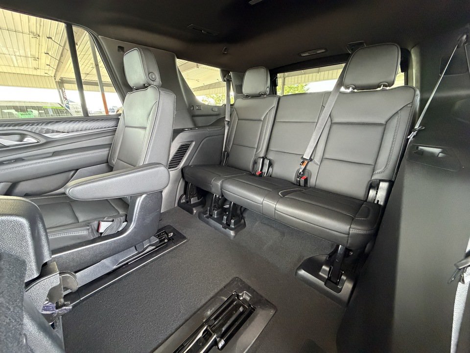 Used 2022 GMC Yukon Denali AWD/4WD image 33